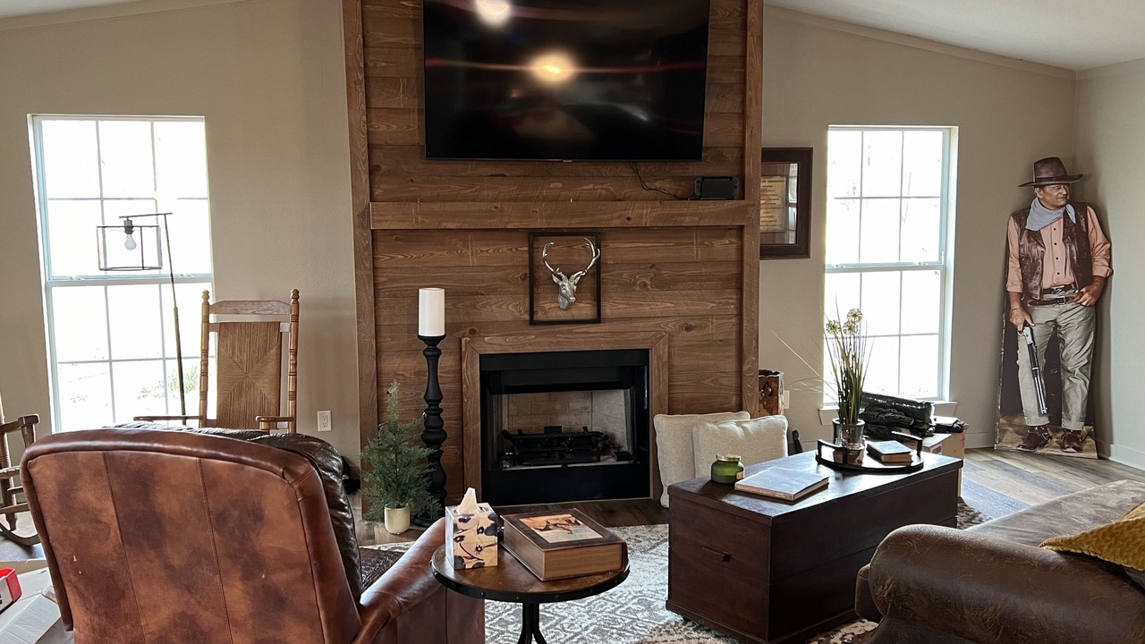 Photo of Livingroom in New Boston