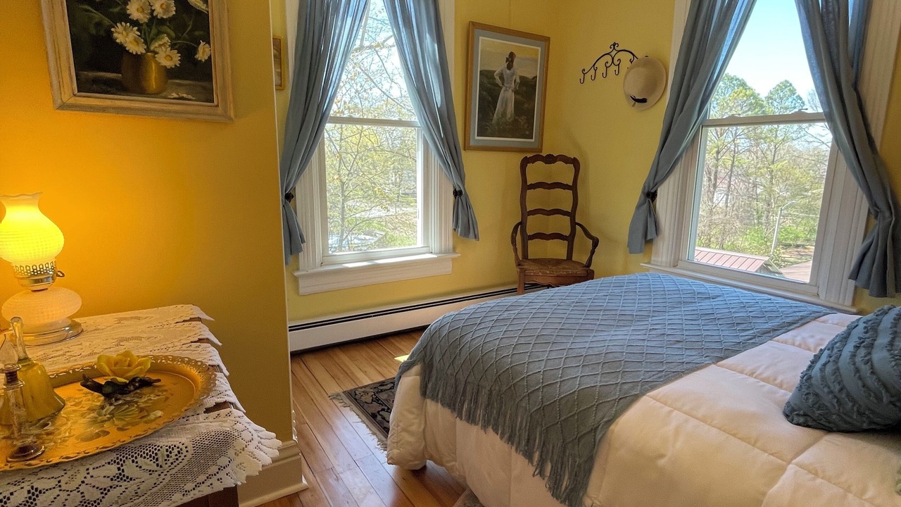 Photo of Bedroom in Cobden