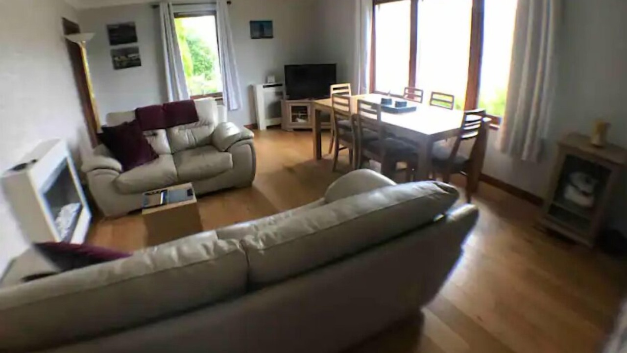 Photo of Livingroom in Fort William City Centre