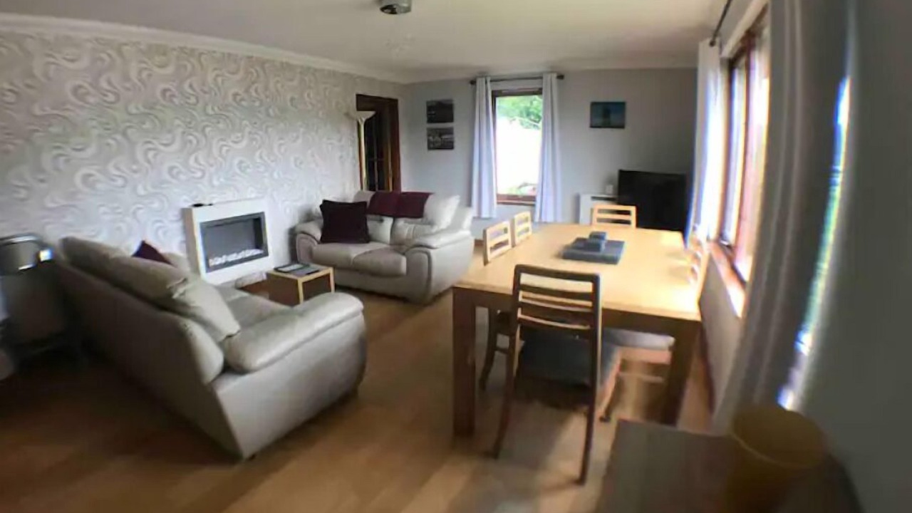 Photo of Livingroom in Fort William City Centre