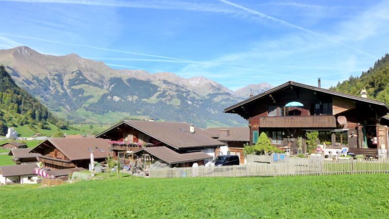 Photo of Others in Kandergrund