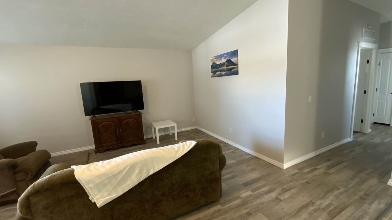 Photo of Livingroom in Three Hills