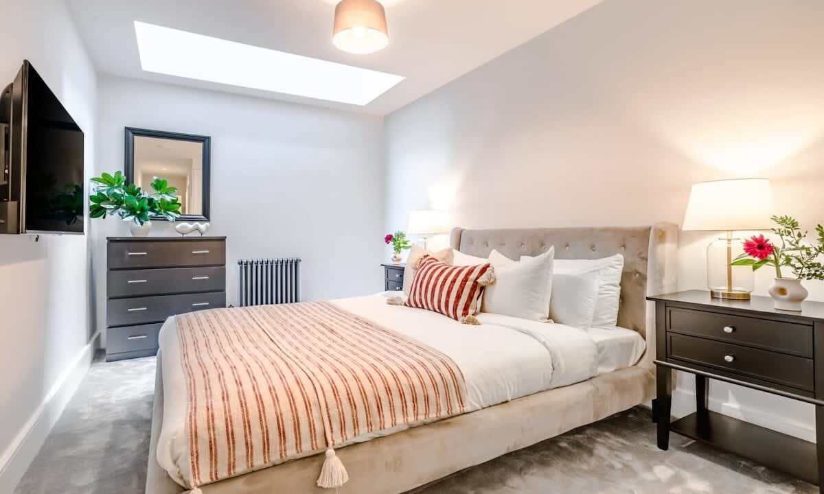 Photo of Bedroom in Holborn and Covent Garden