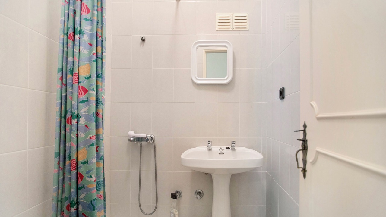 Photo of Bathroom in Sao Martinho do Porto