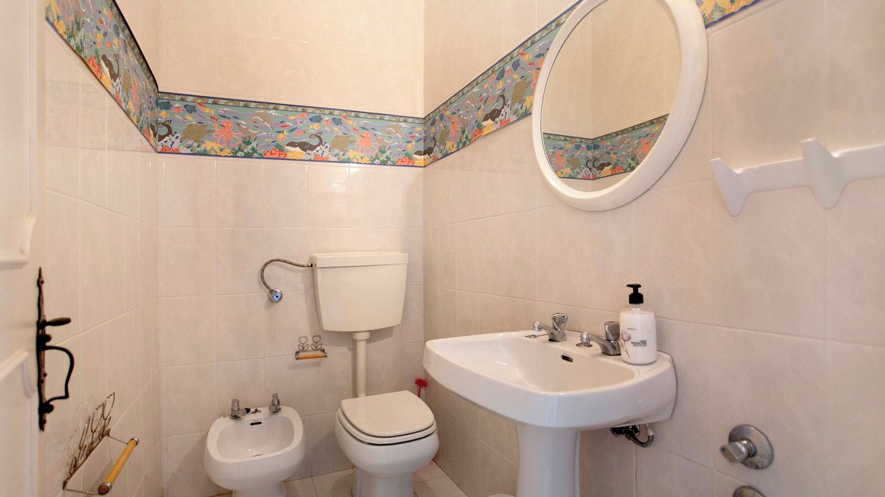 Photo of Bathroom in Sao Martinho do Porto