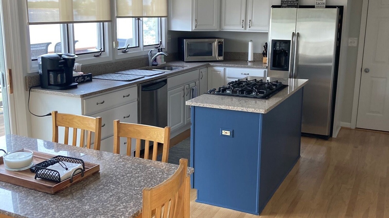 Photo of Kitchen in White Lake