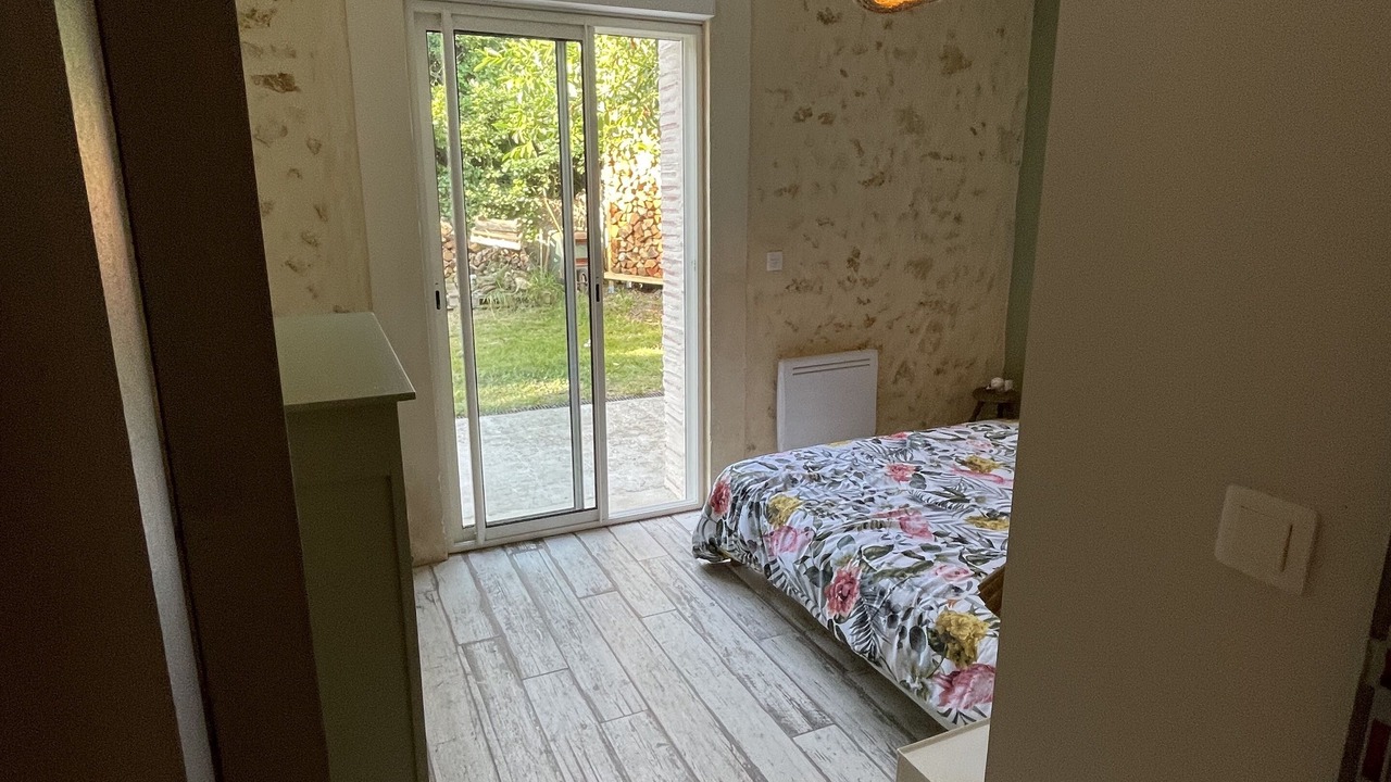Photo of Bedroom in Saint-Laurent-de-Medoc
