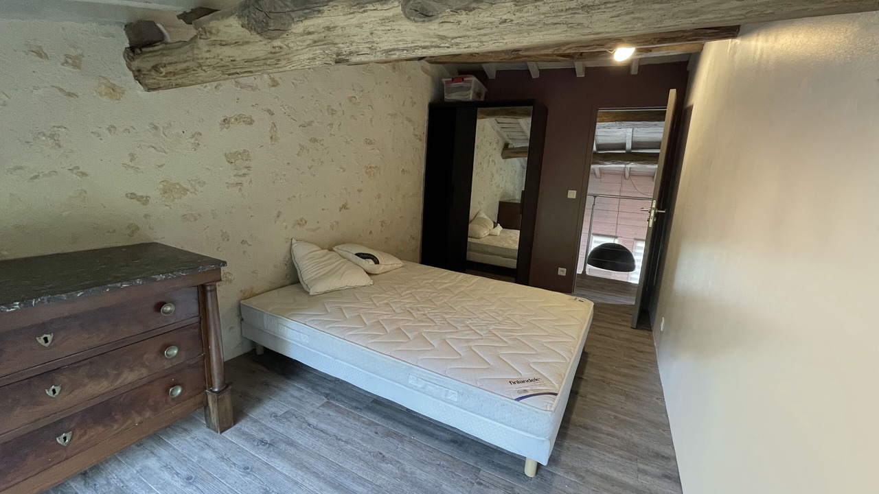 Photo of Bedroom in Saint-Laurent-de-Medoc
