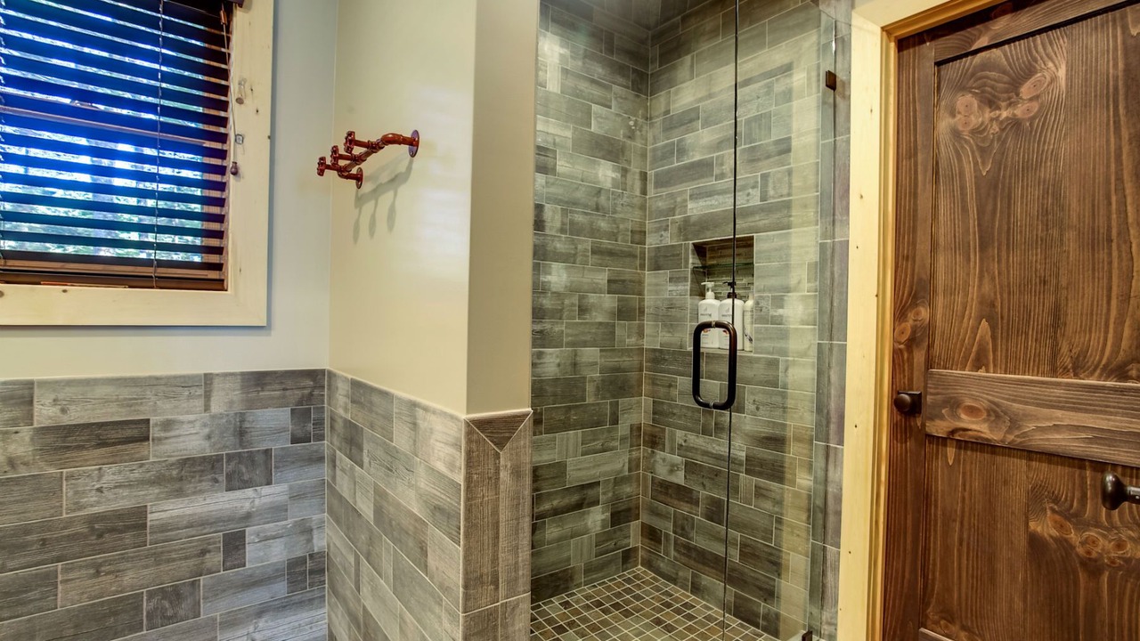 Photo of Bathroom in Mayfield