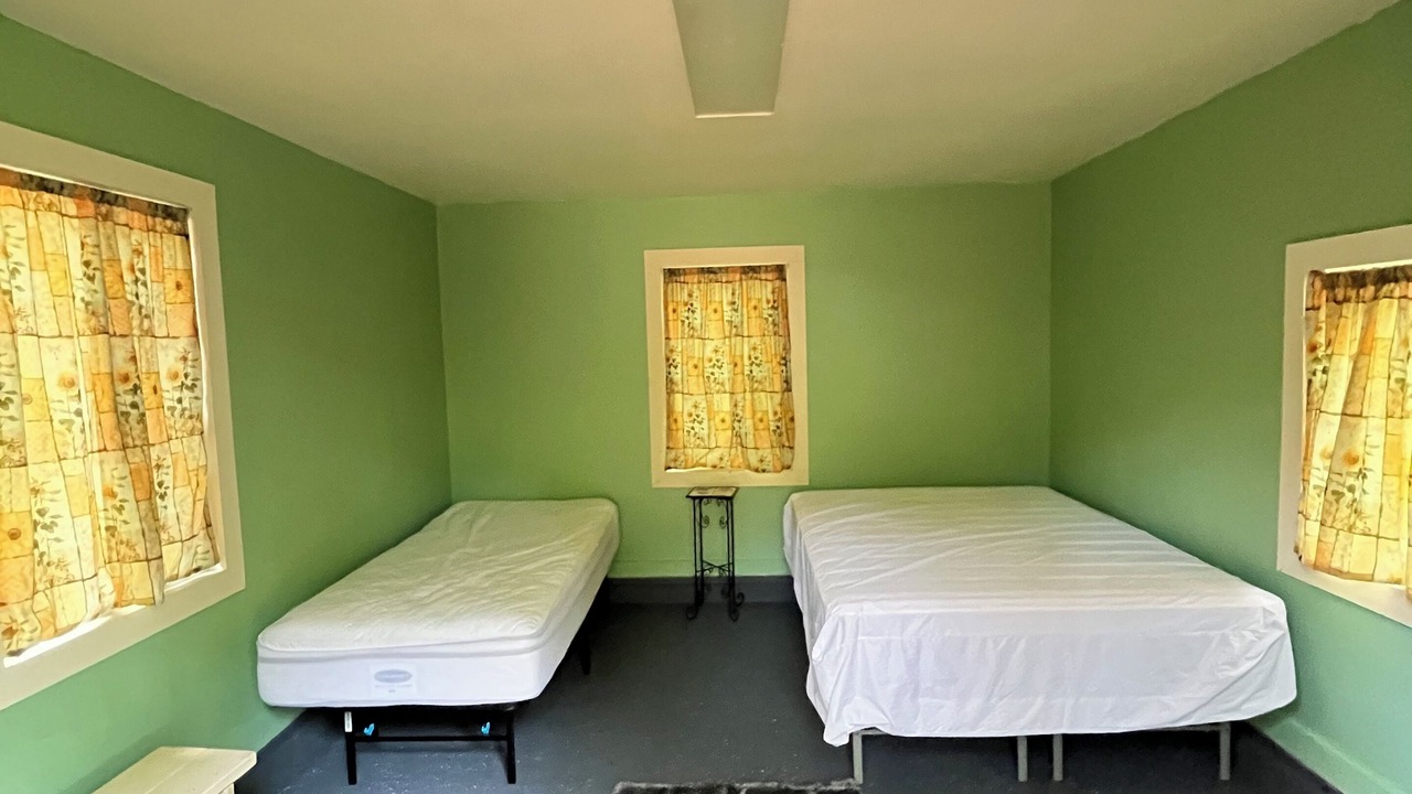Photo of Bedroom in Lake