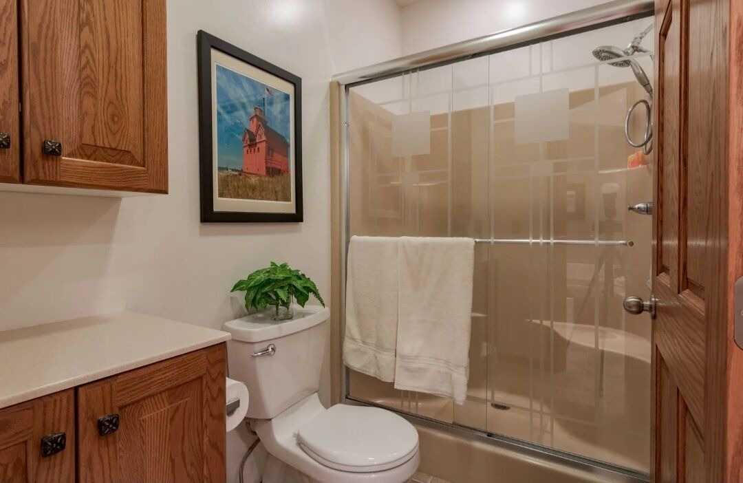 Photo of Bathroom in Graymont