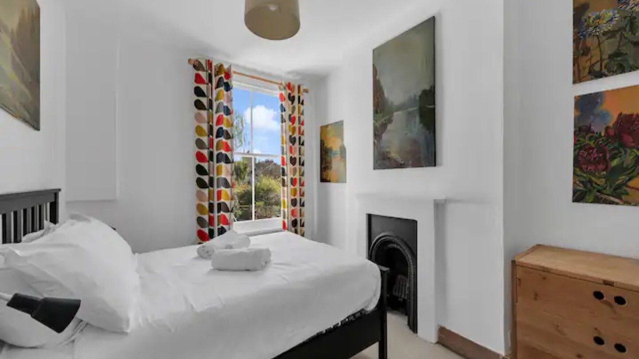 Photo of Bedroom in South Acton