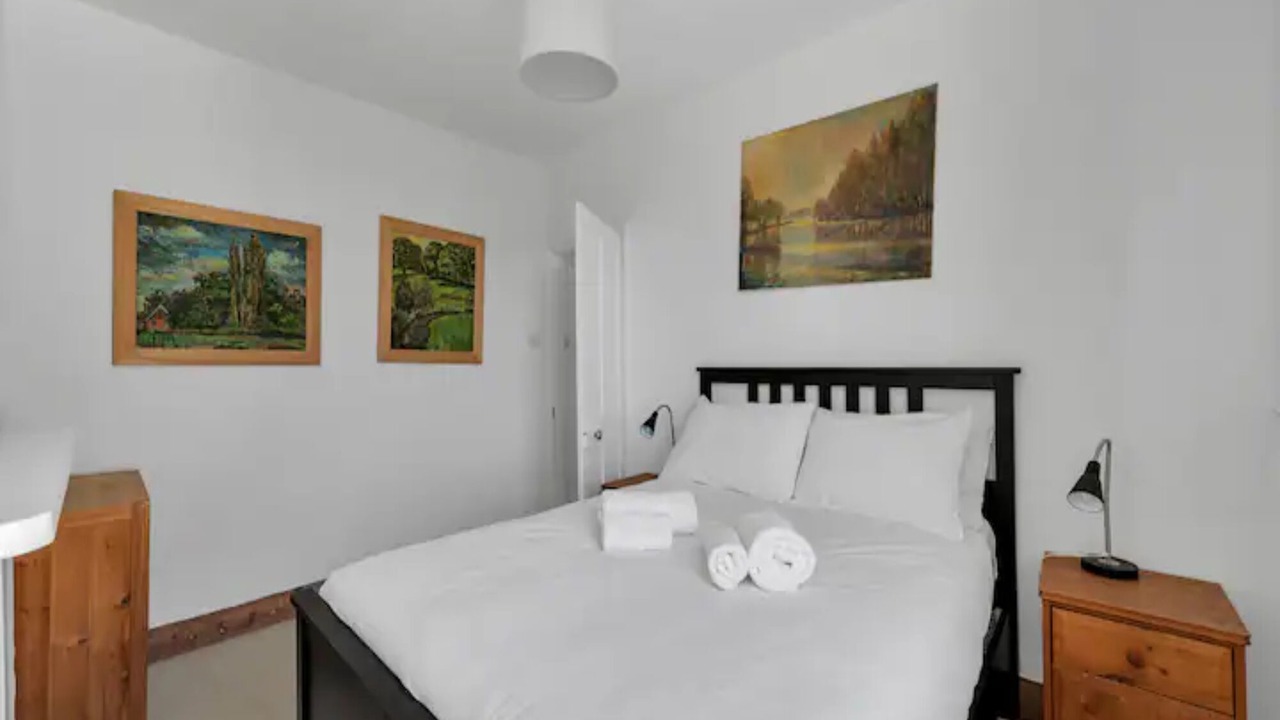 Photo of Bedroom in South Acton