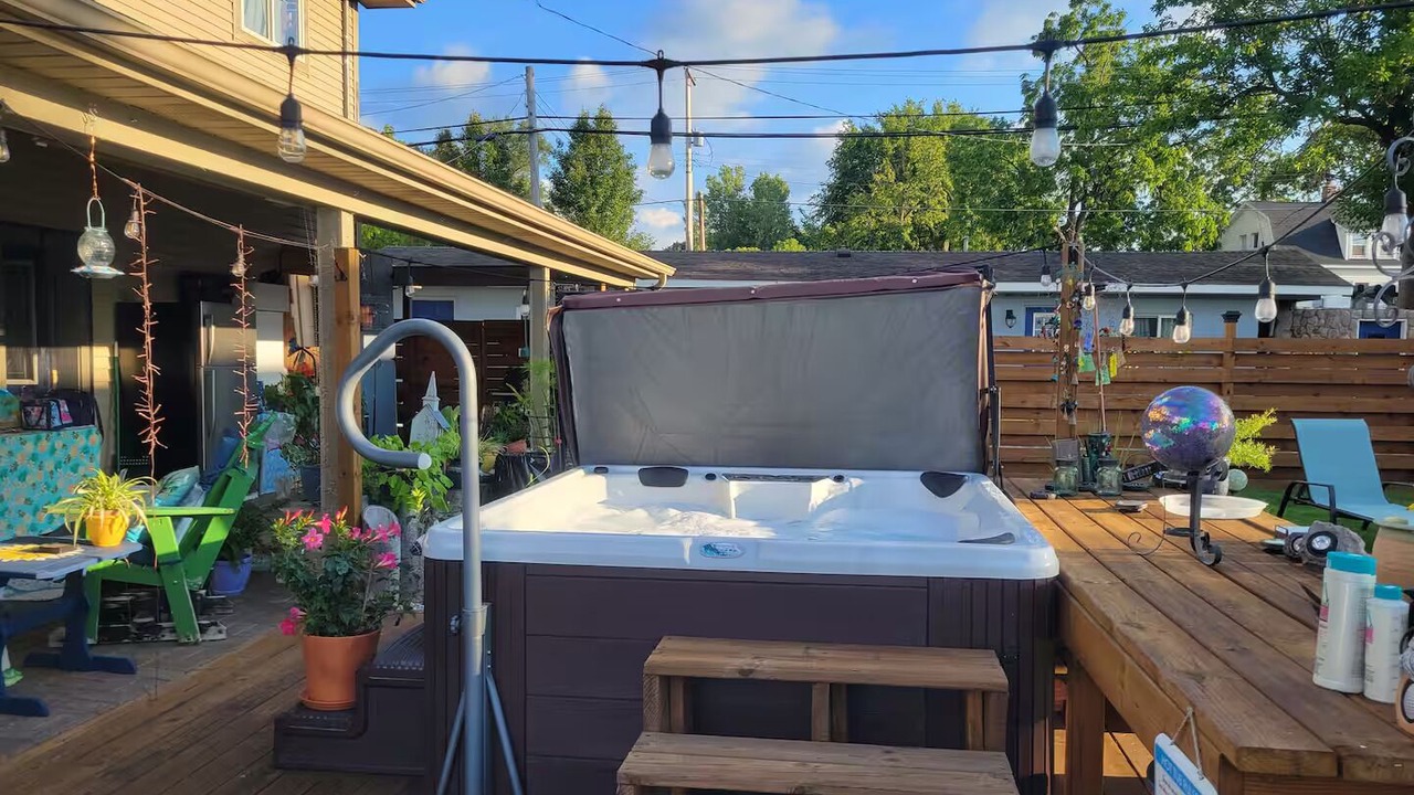 Photo of Outdoor in Fenton
