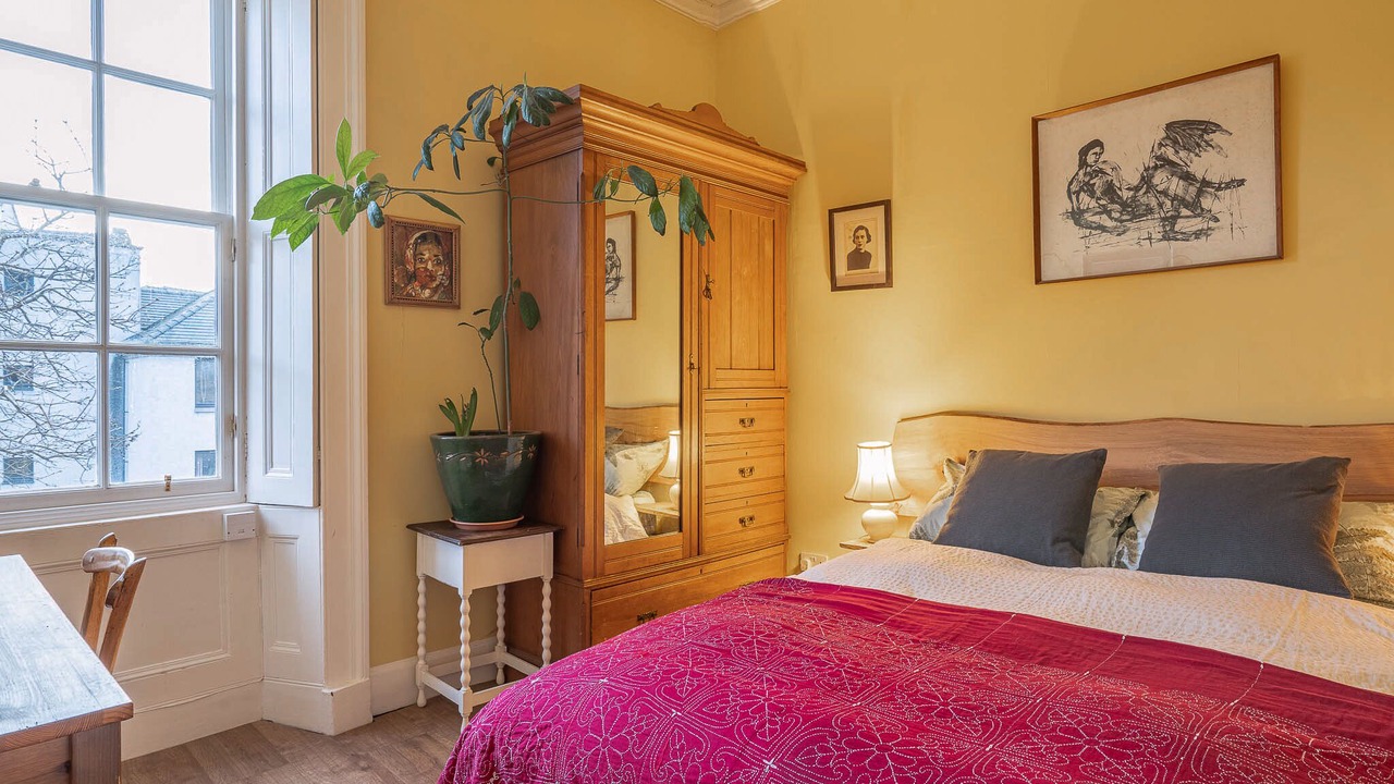 Photo of Bedroom in Newington
