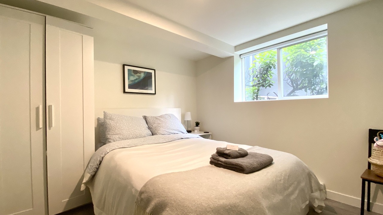 Photo of Bedroom in Kensington-Cedar Cottage