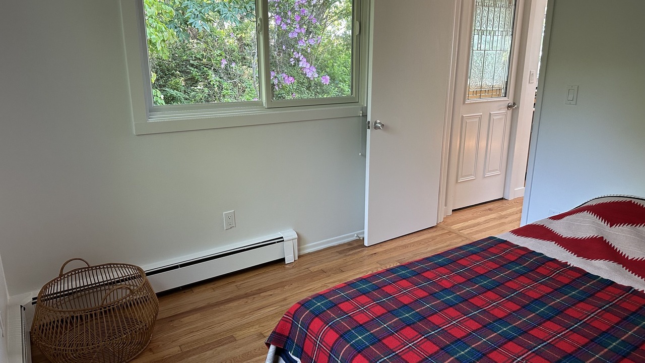 Photo of Bedroom in Baiting Hollow