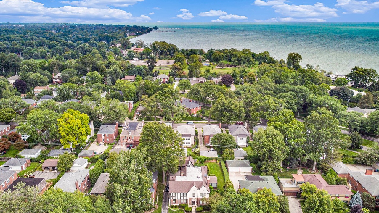 Photo of Outdoor in Grosse Pointe