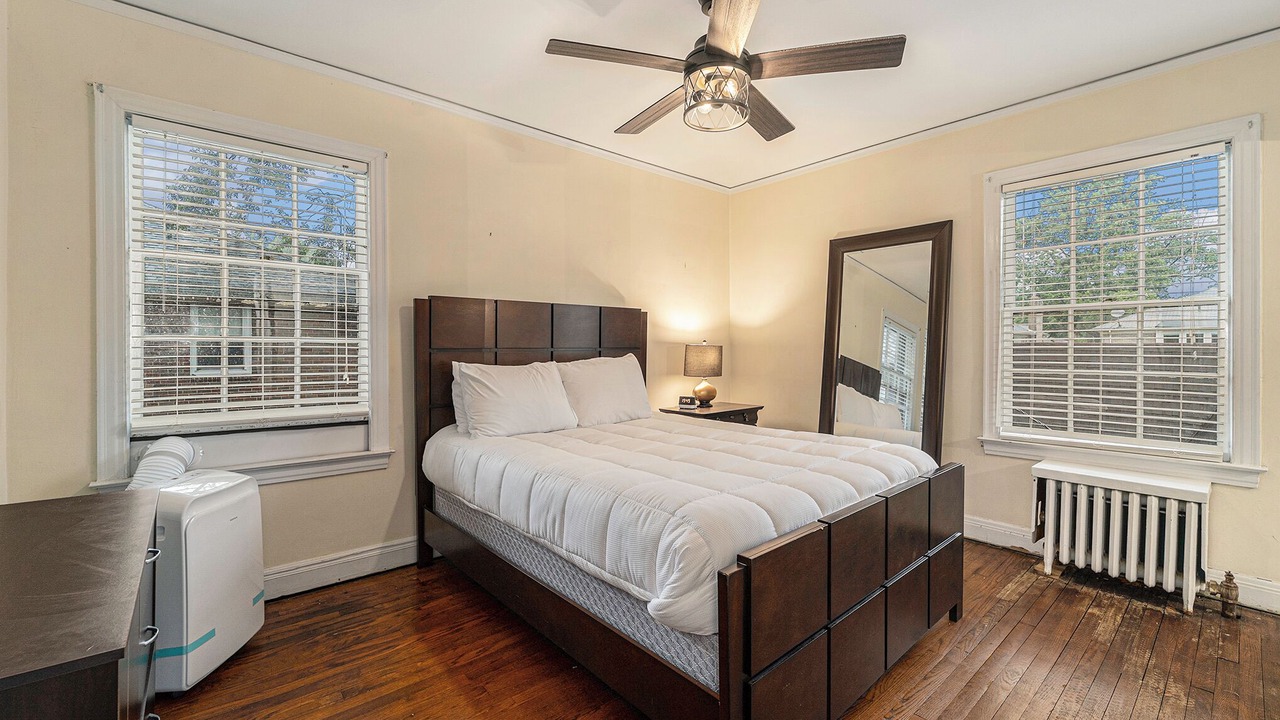 Photo of Bedroom in Grosse Pointe