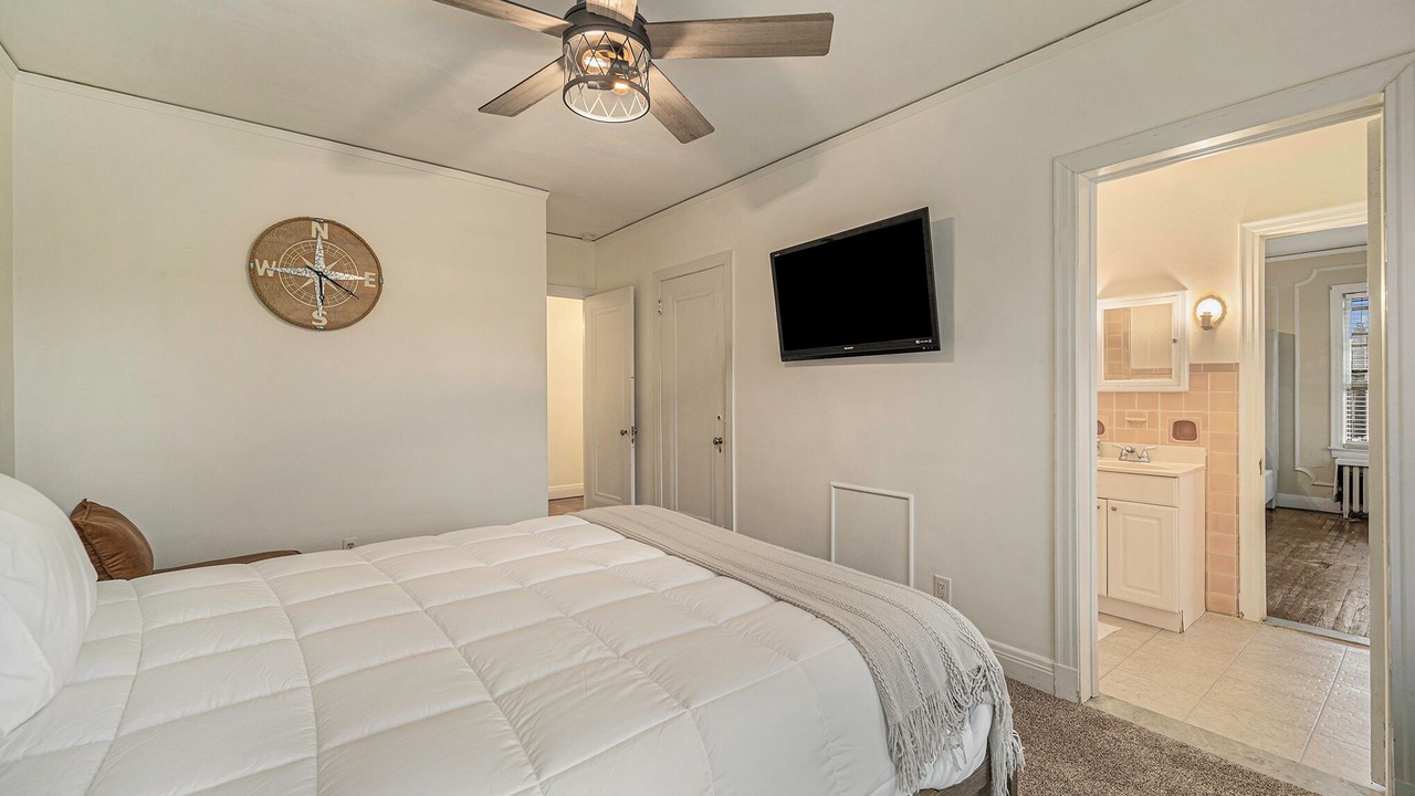 Photo of Bedroom in Grosse Pointe