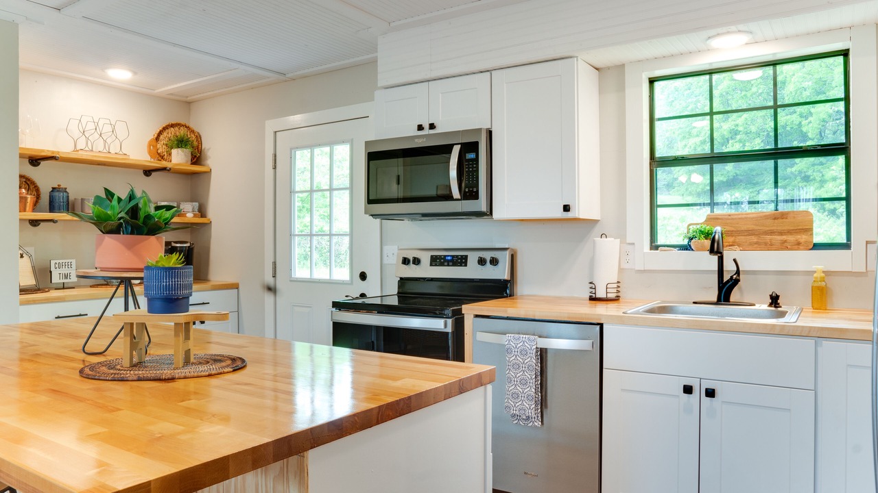 Photo of Kitchen in Mammoth Spring