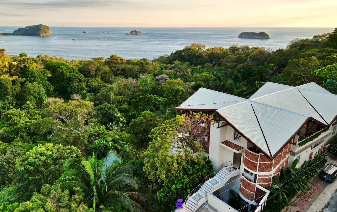 Photo of Others in Manuel Antonio