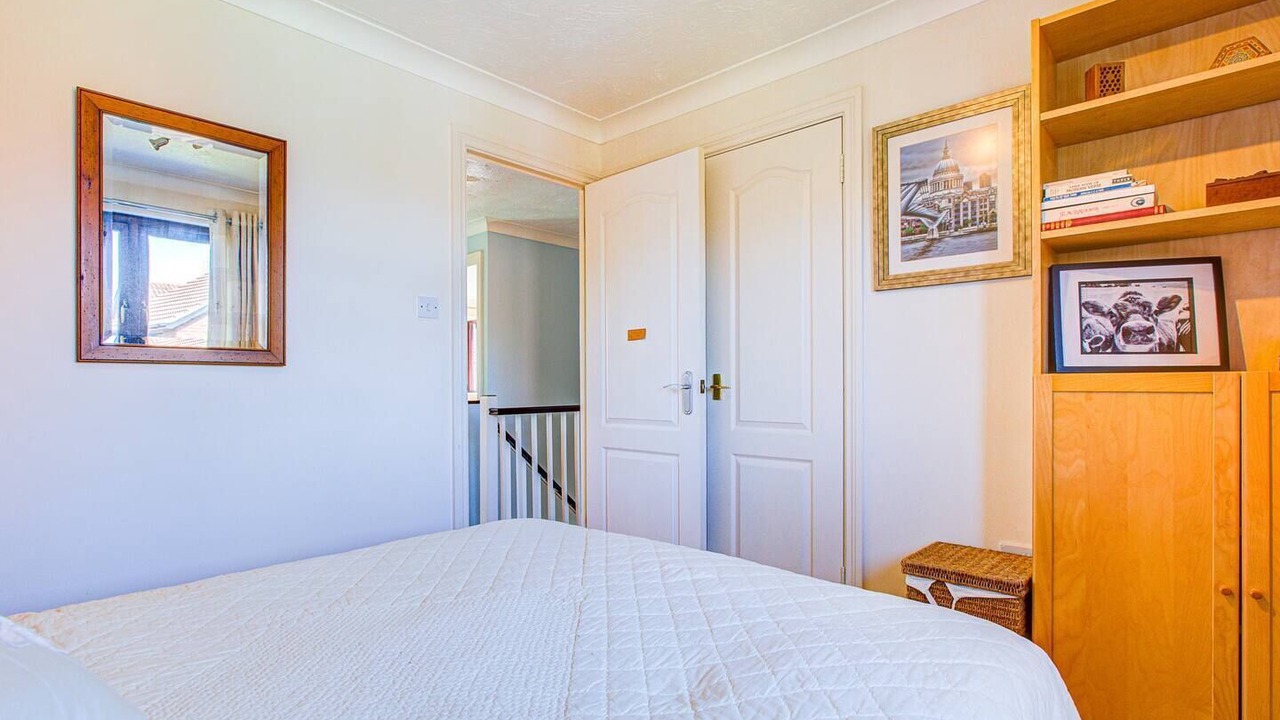 Photo of Bedroom in Barling