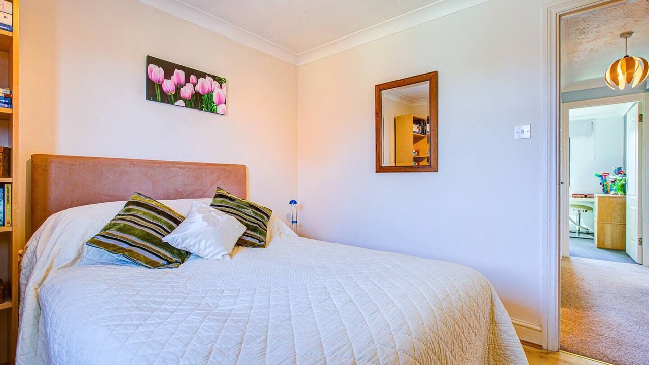 Photo of Bedroom in Barling
