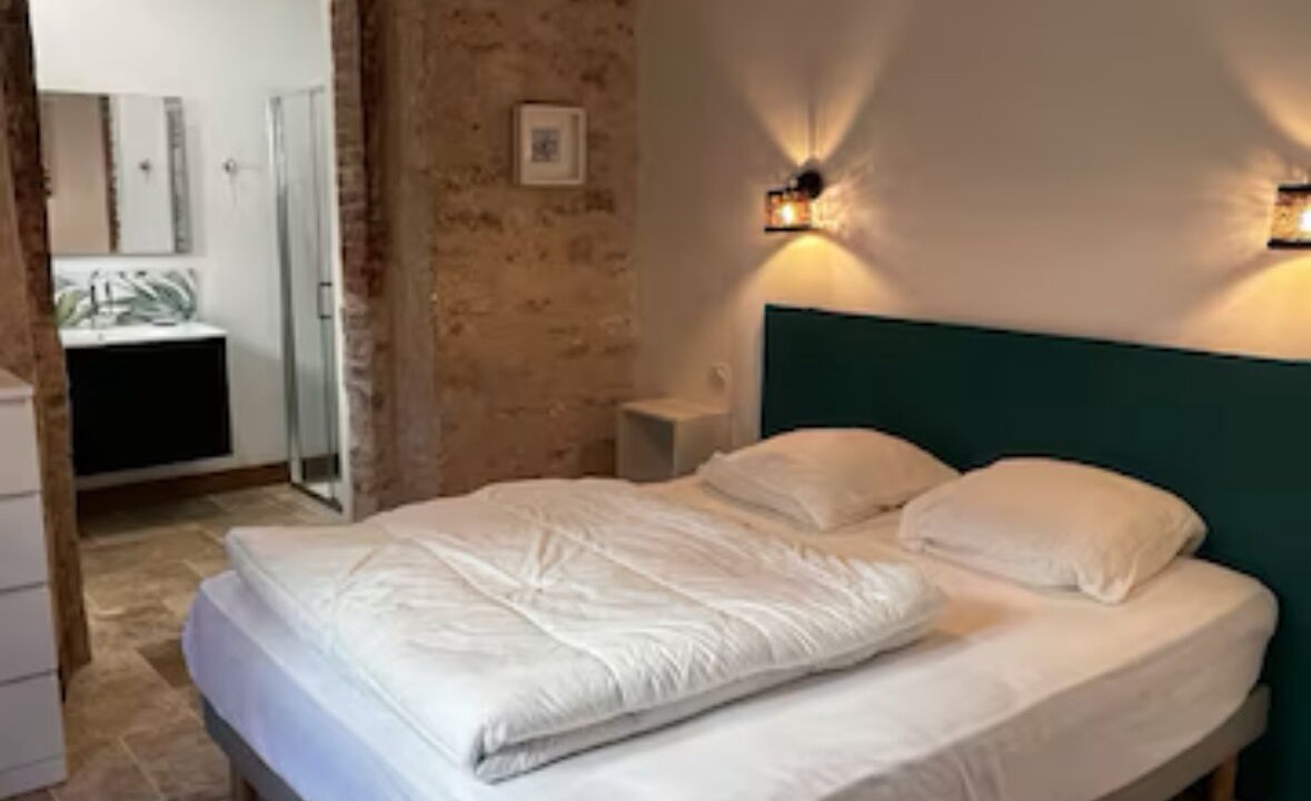 Photo of Bedroom in Saint-Vaast-la-Hougue