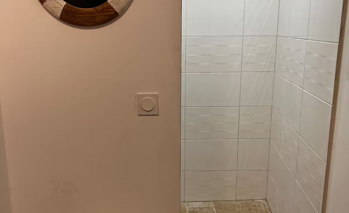 Photo of Bathroom in Saint-Vaast-la-Hougue