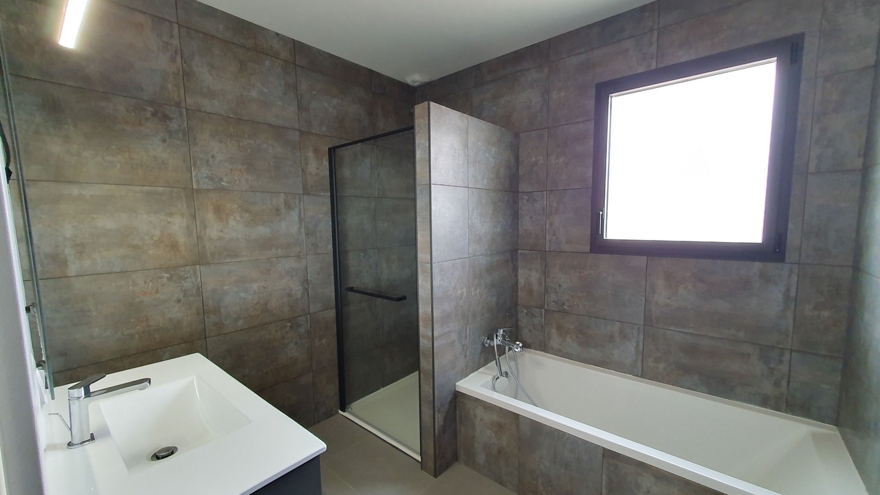 Photo of Bathroom in Mercuer
