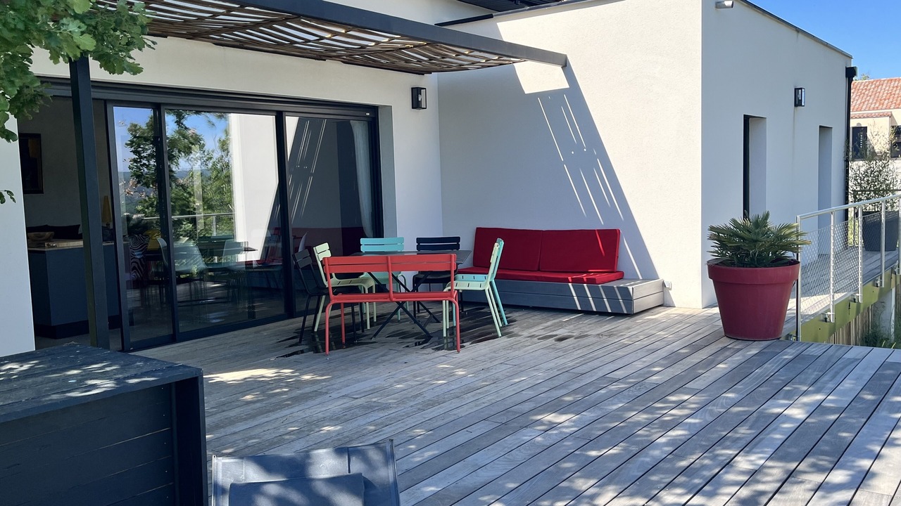 Photo of Outdoor in Mercuer