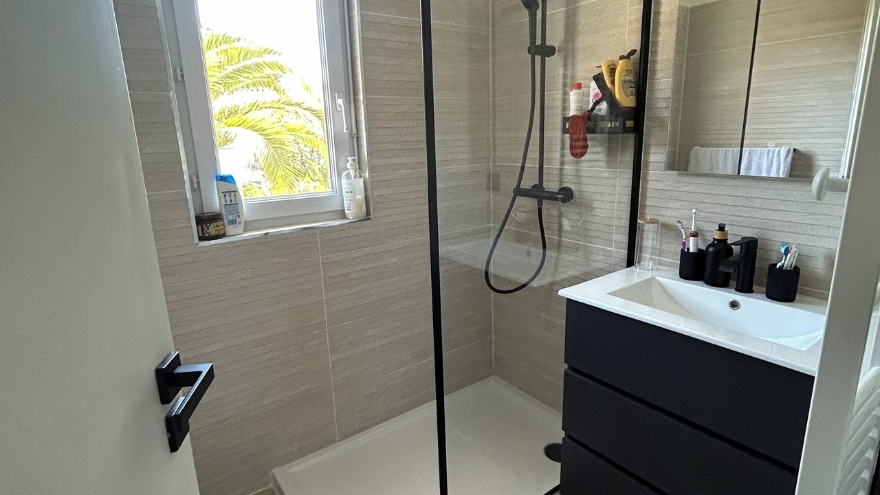 Photo of Bathroom in Le Canon