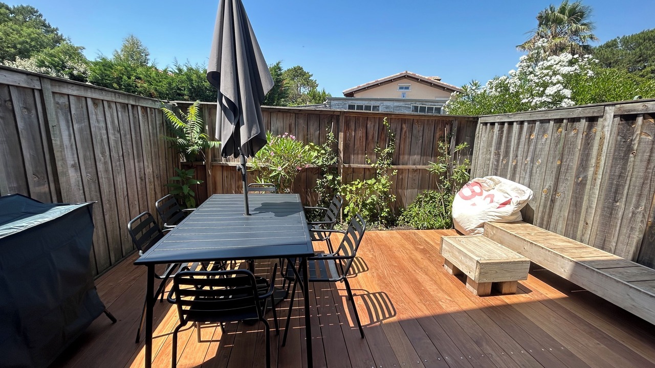 Photo of Outdoor in Le Canon