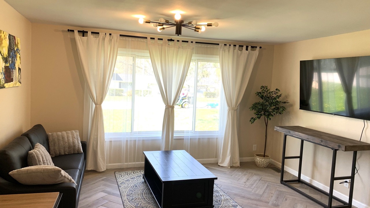 Photo of Livingroom in Rochester Hills