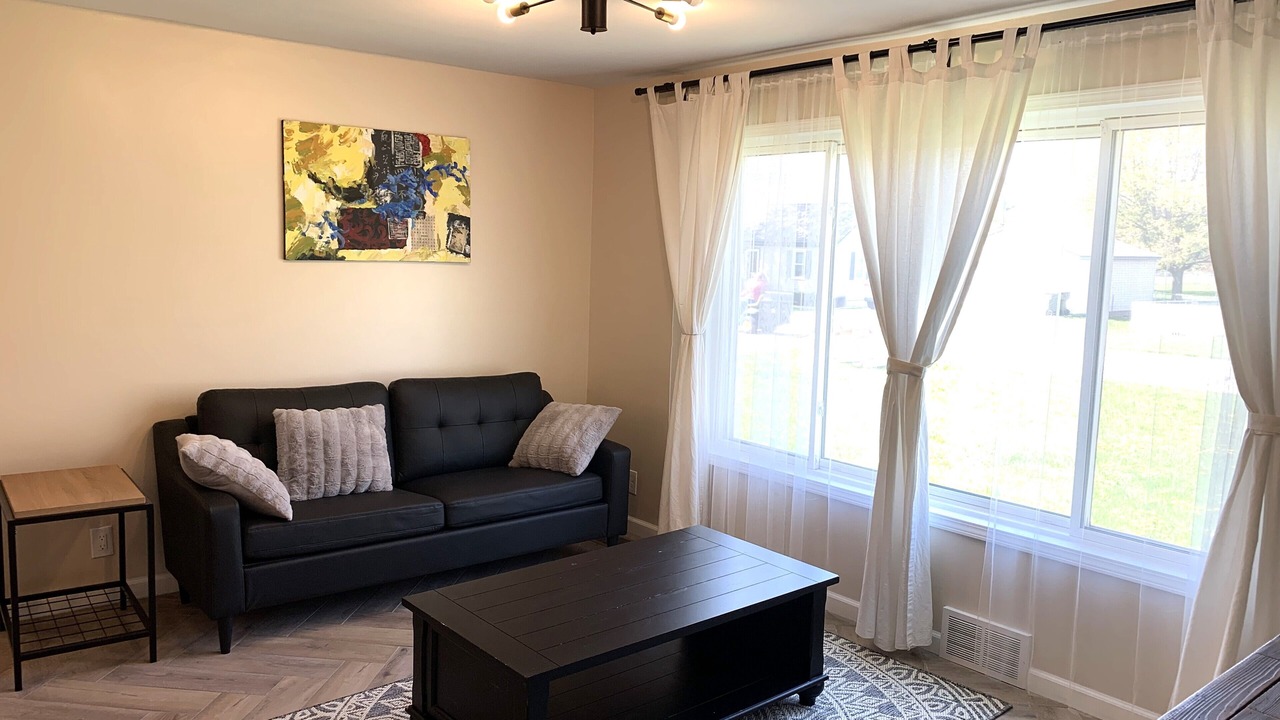 Photo of Livingroom in Rochester Hills
