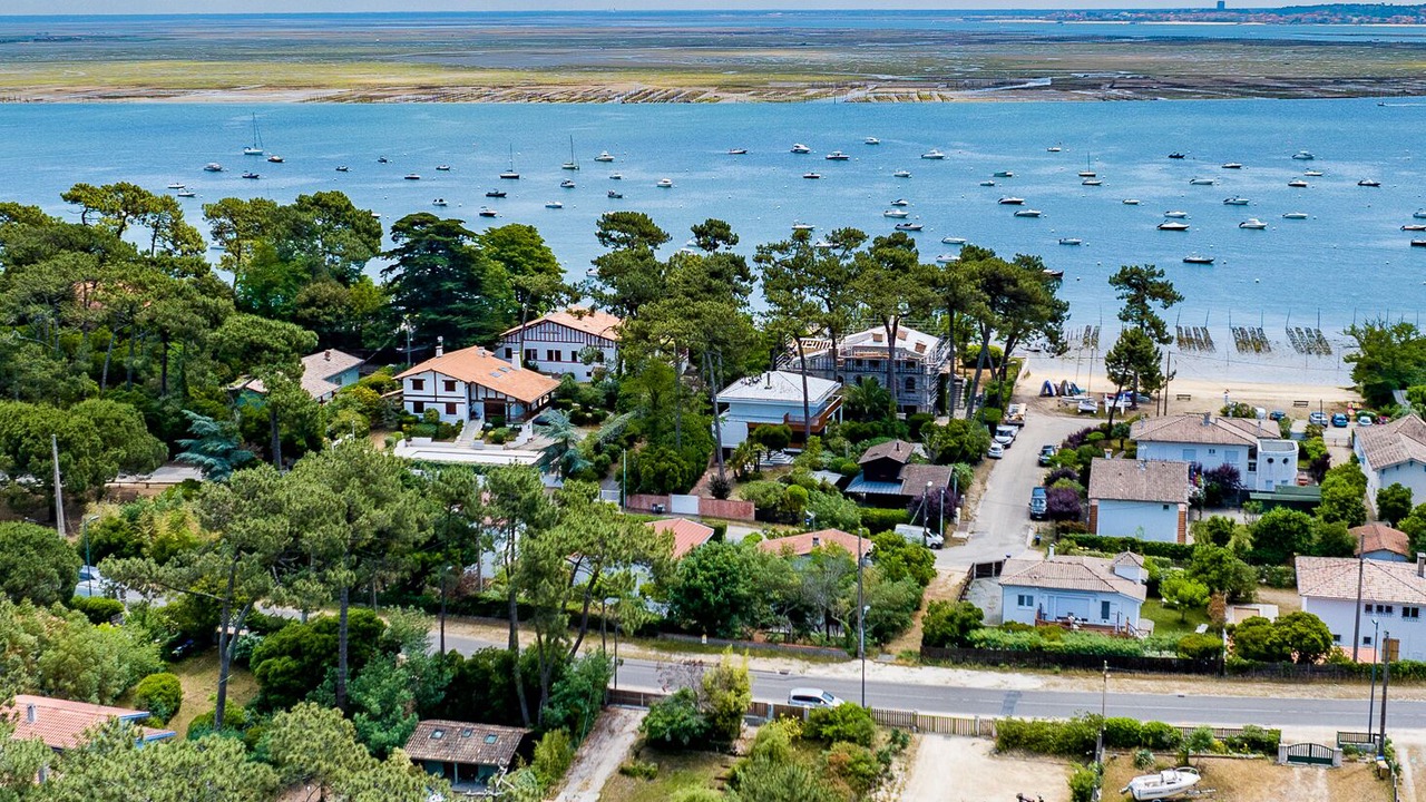 Photo of Outdoor in Le Canon