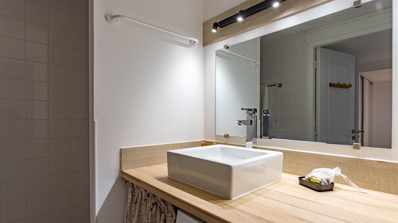 Photo of Bathroom in Le Canon
