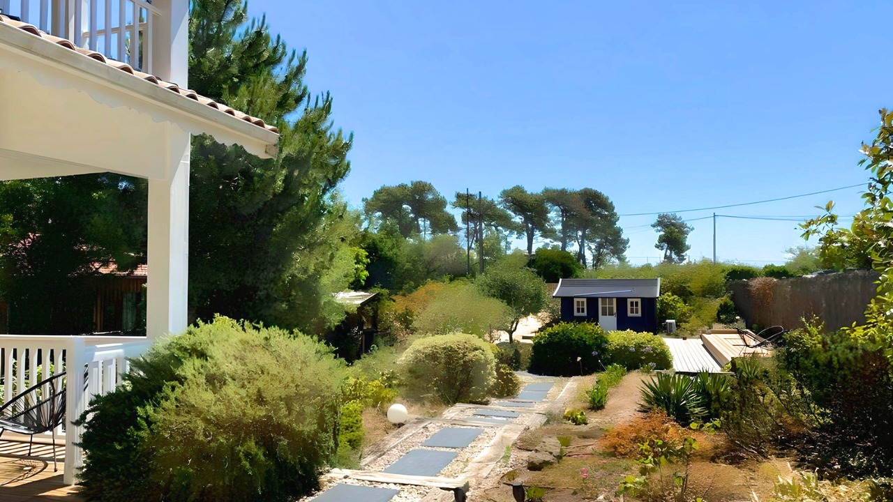 Photo of Outdoor in Le Canon