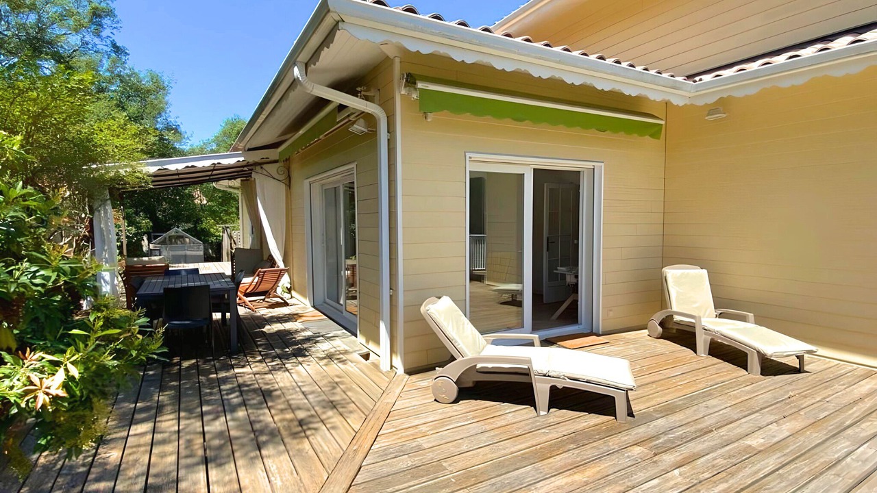 Photo of Outdoor in Le Canon