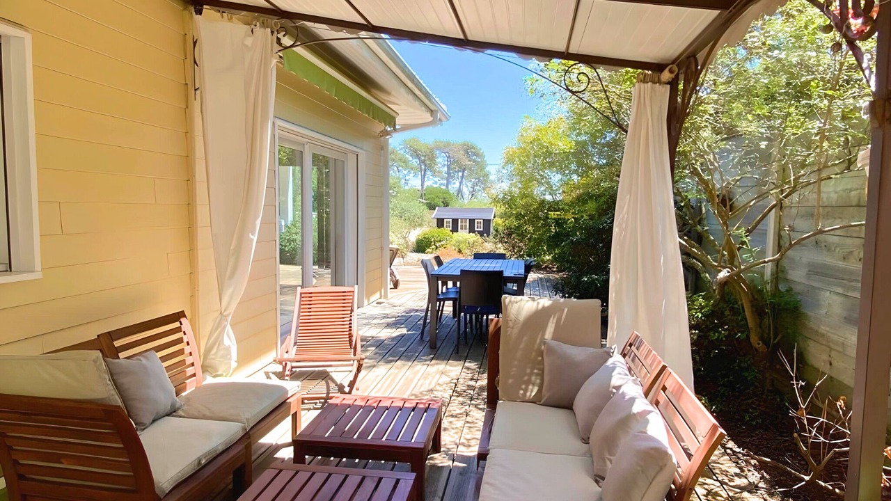 Photo of Outdoor in Le Canon