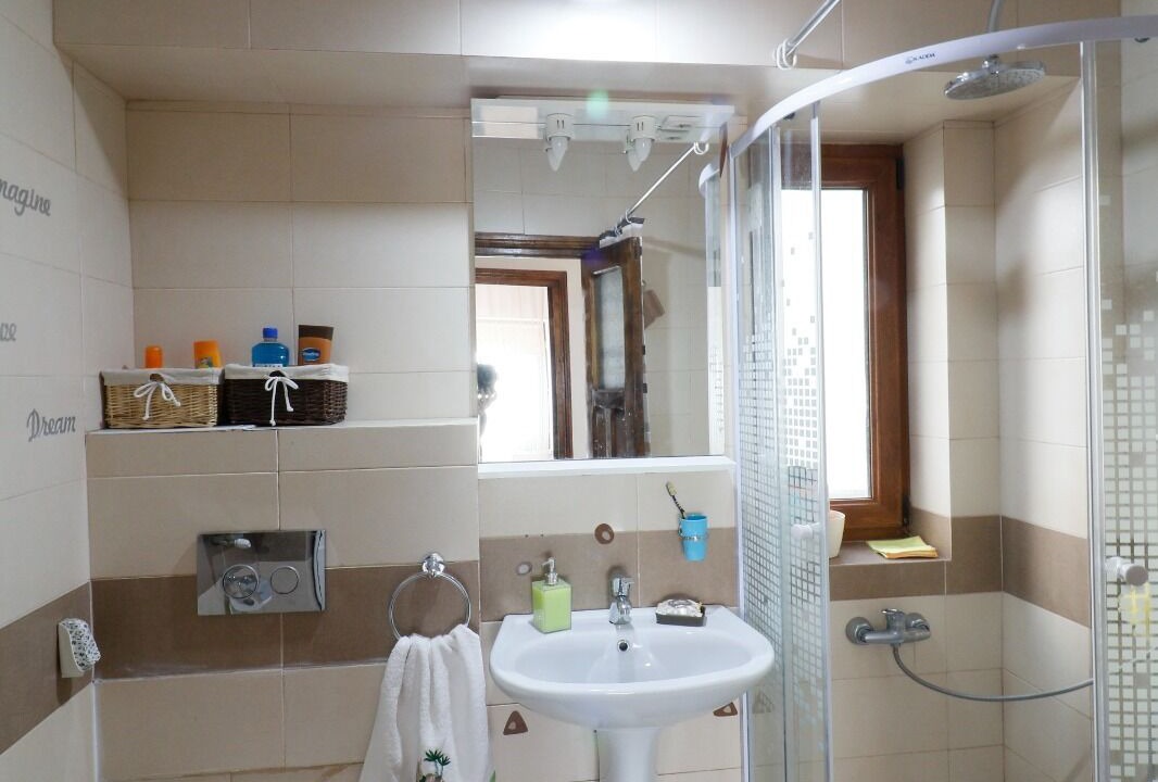 Photo of Bathroom in Copou