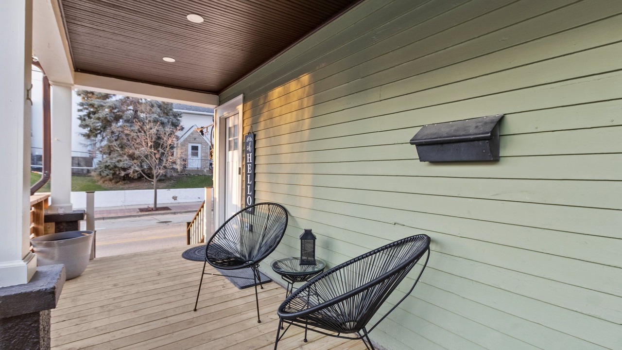 Photo of Patio Balcony in Village of Germantown