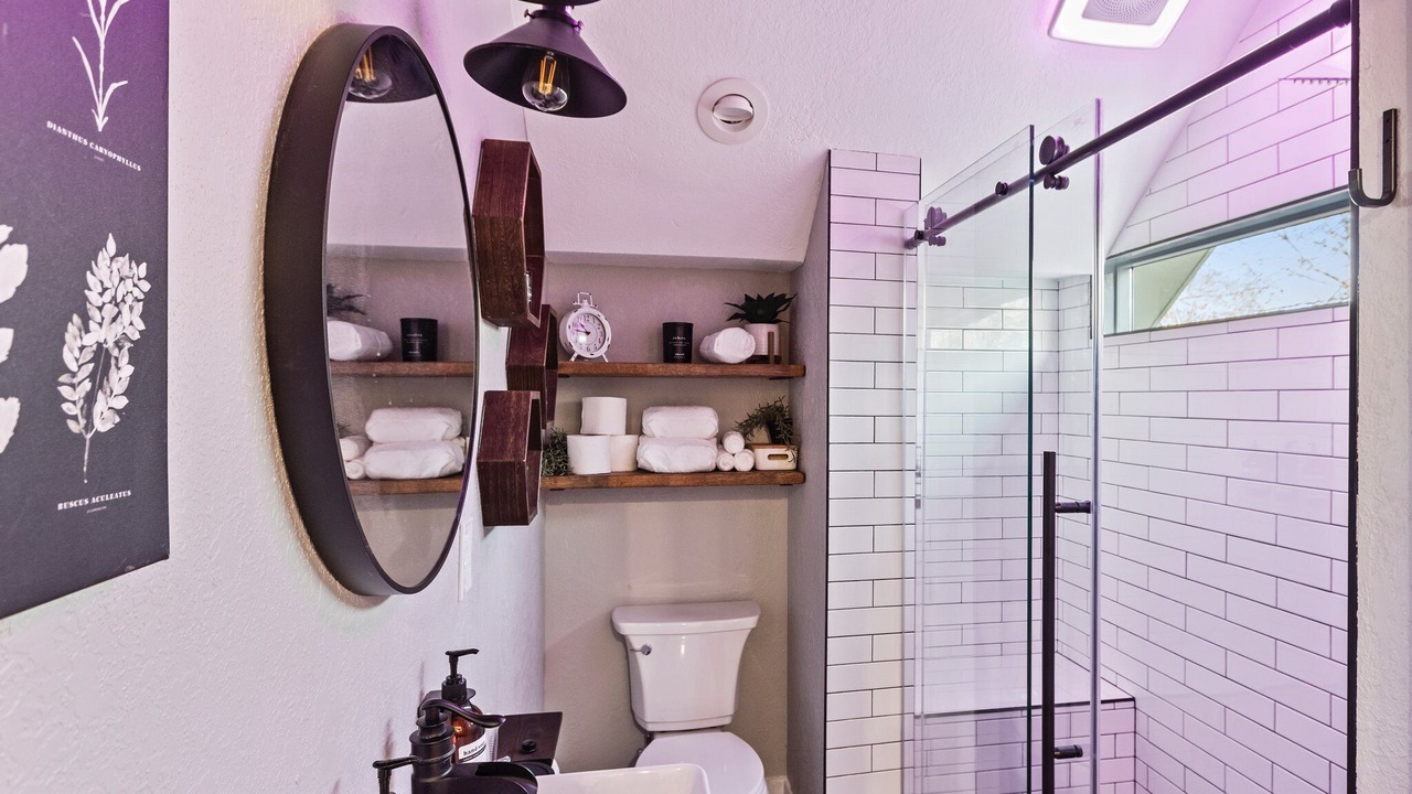 Photo of Bathroom in Village of Germantown