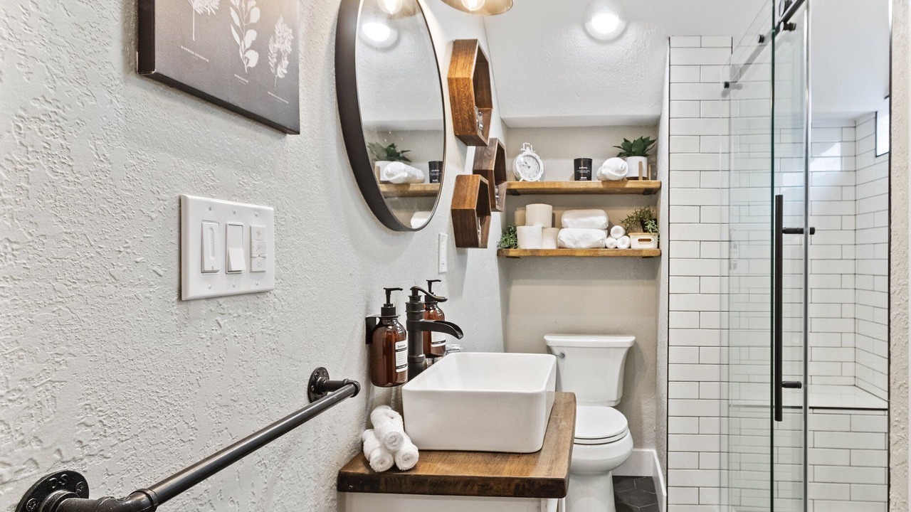Photo of Bathroom in Village of Germantown