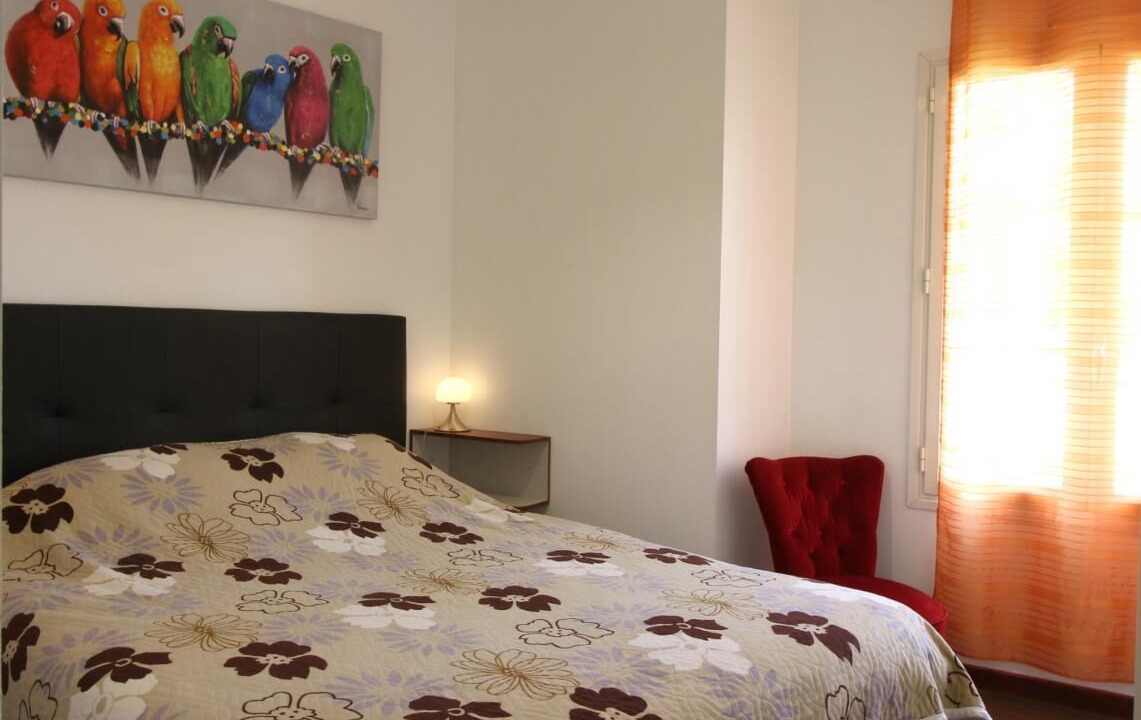 Photo of Bedroom in Saint-Genes-de-Lombaud
