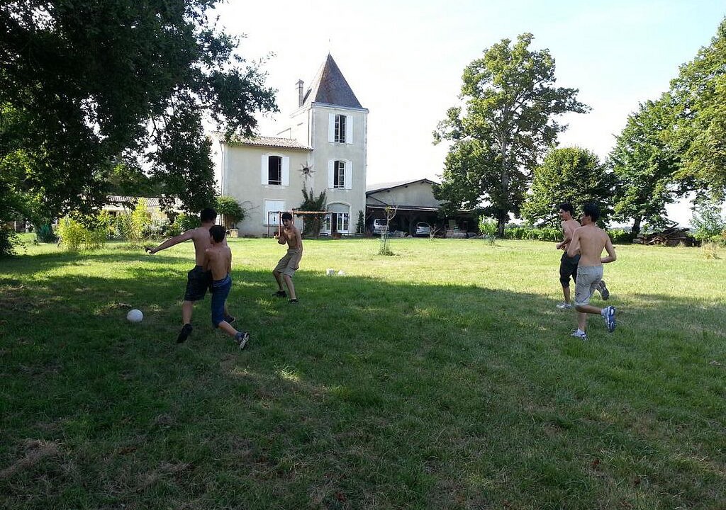 Photo of Outdoor in Saint-Genes-de-Lombaud