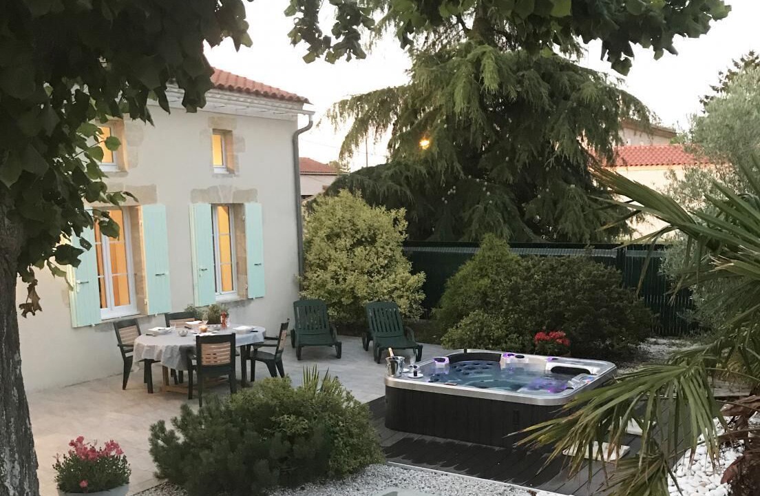 Photo of Outdoor in Mazion