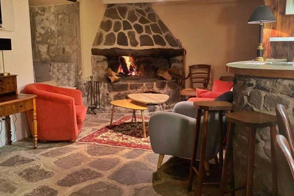 Photo of Livingroom in Montagne d'Ardeche