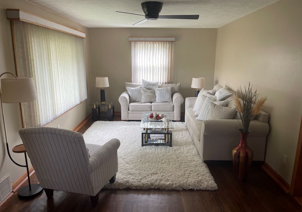 Photo of Livingroom in Ypsilanti